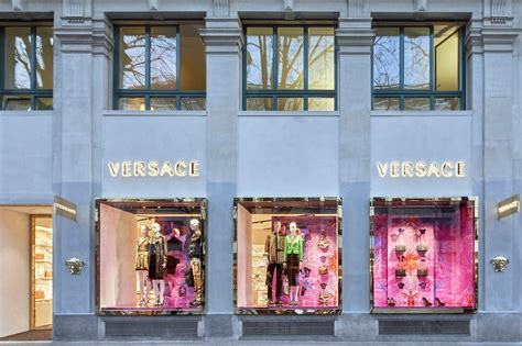 versace zürich eröffnung|Versace Zurich Banhofstrasse .